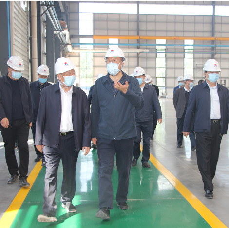 河南省人大常委會(huì)副主任、黨組副書(shū)記馬懿到公司參觀指導(dǎo)