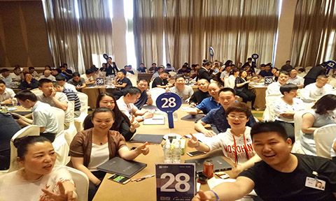 創新學習和求實開拓總有一個在路上--明泰精神